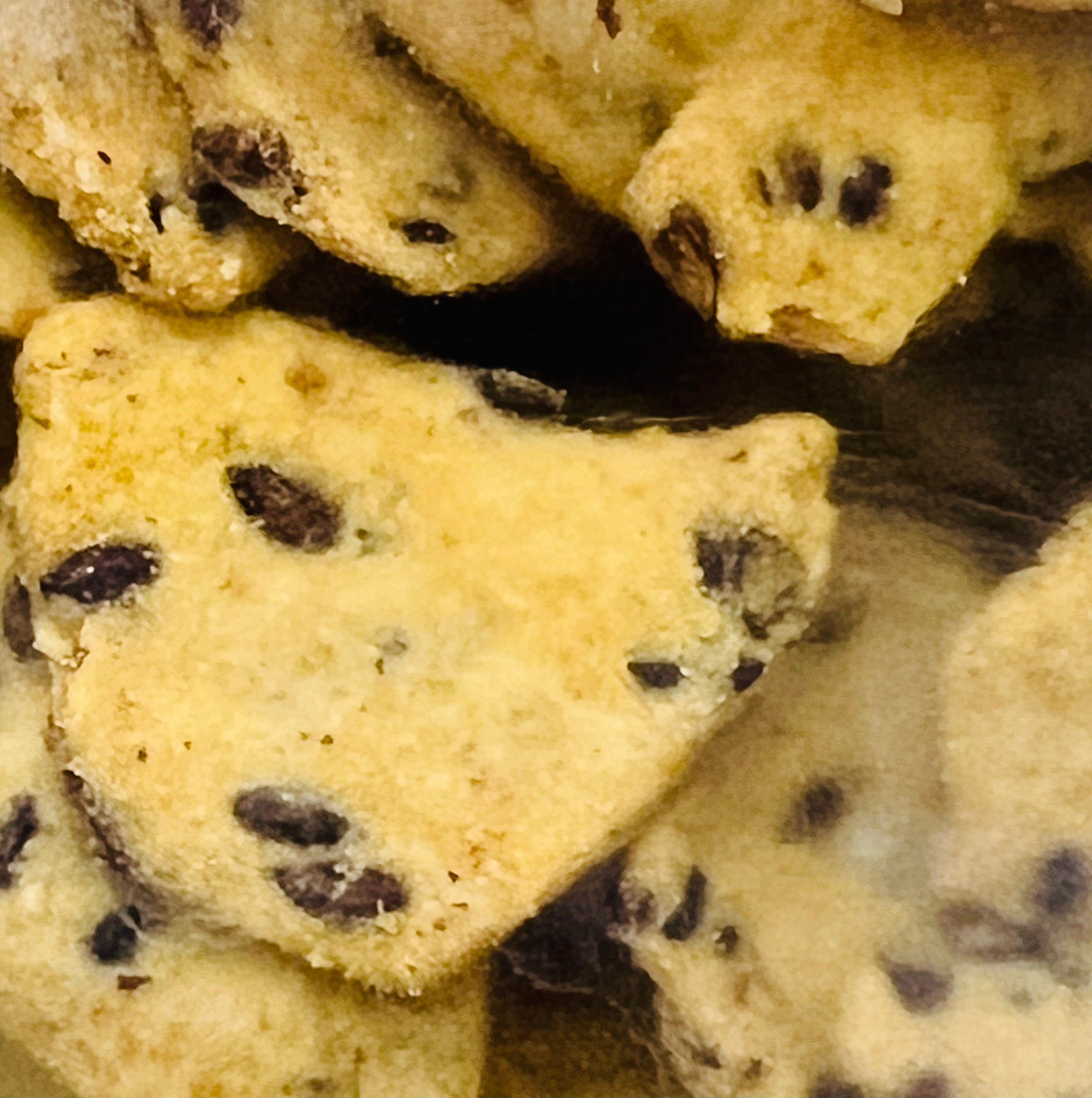 Close-up of triangular con chips with flax seeds
